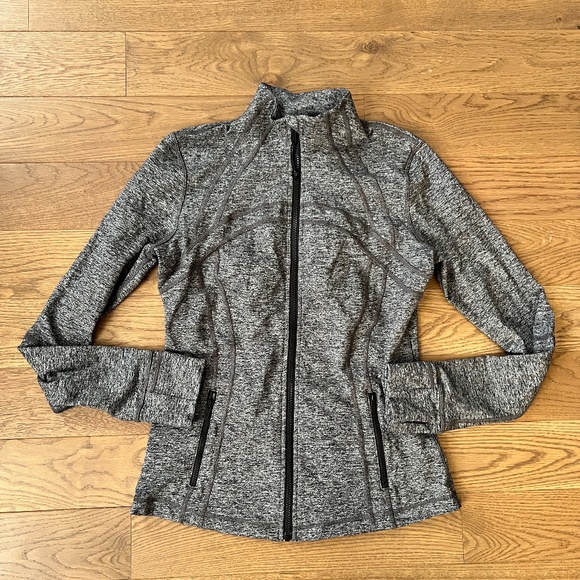 Lululemon Define Jacket (WITH Mesh) - Heathered Black - Size 10 - Picture 4 of 7